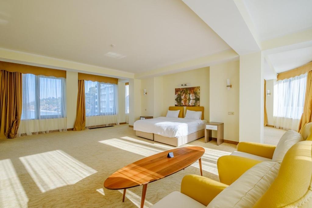 Castello Mare All Inclusive Resort Batumi Cameră foto