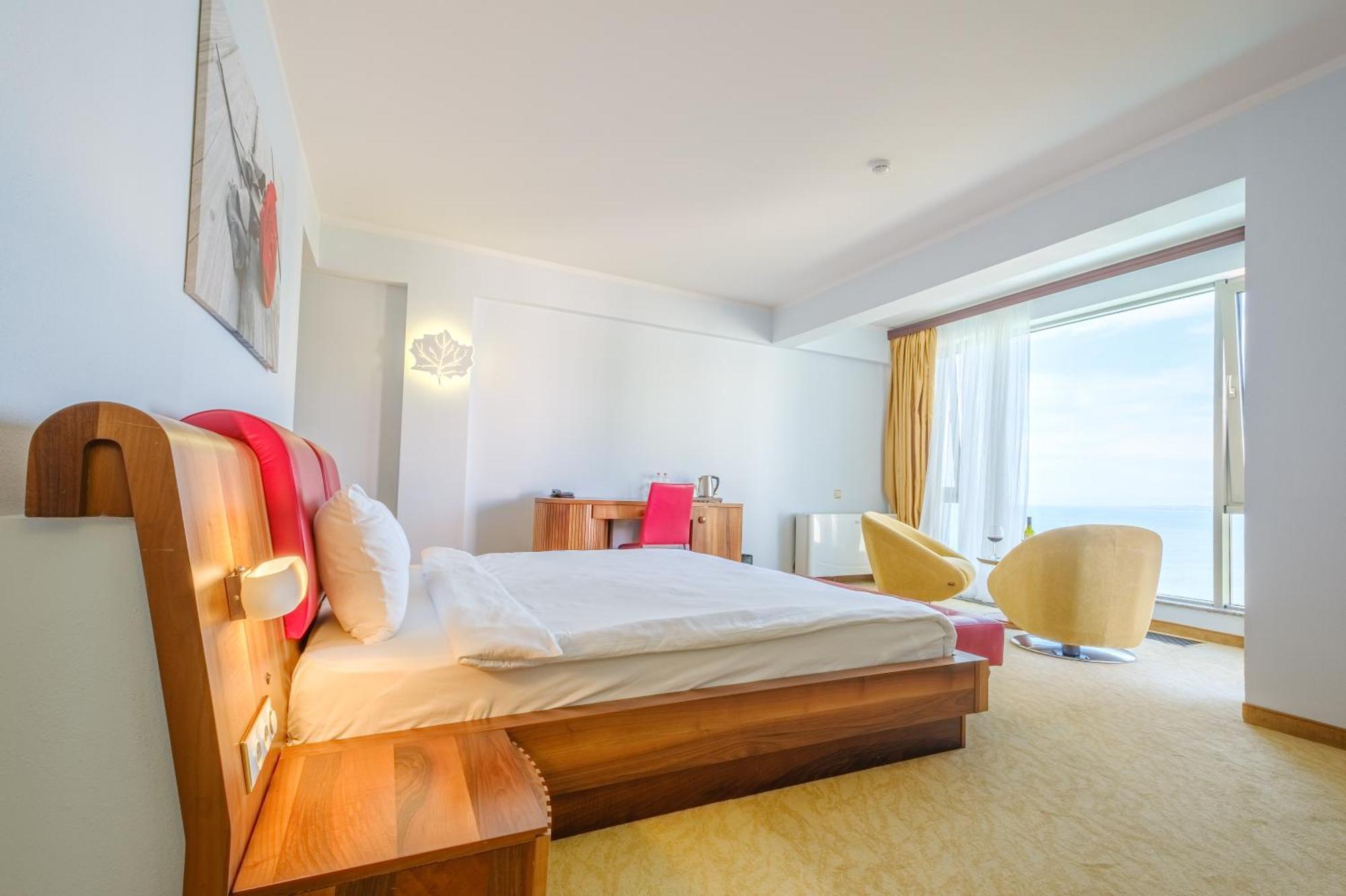 Castello Mare All Inclusive Resort Batumi Exterior foto